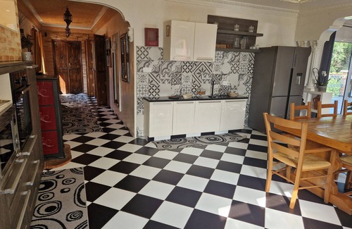 Lachapelle-Auzac Villa | Villa Ines