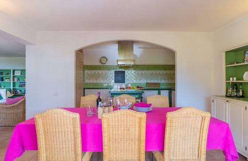 Eden Rock Villa | Cómoda villa con vistas al mar
