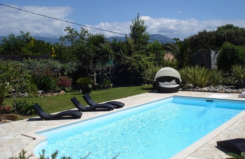 Appietto Villa | VILLA CONFORTABLE CON PISCINA PRIVADA Y JACUZZI CERCA DE LAS PLAYAS