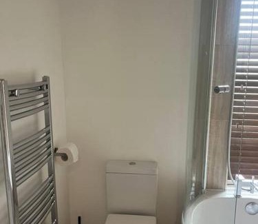 Bolton Apartamento | Comfortably furnished 2 bedroom home in Bolton