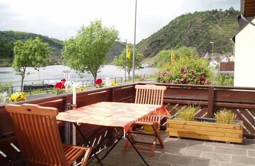 Alken Apartamento | Cómodamente amueblado apartamentos en una zona céntrica junto al río Mosela, en Alken.