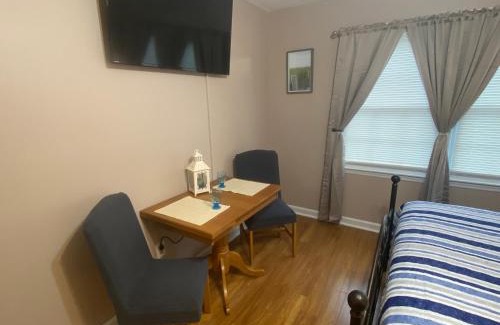Jacksonville Apartamento | Comforts of Home 2 Bedroom 1 Bath No Kitchen