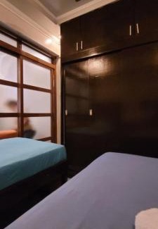 Ermita Apartamento | COMFY 1-BR Condo near SLEC, US Embassy, Malls,Park