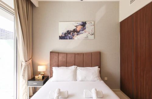 Downtown Dubai Apartamento | Comfy 1BR with Large Balcony - 15-min to Mall & Burj