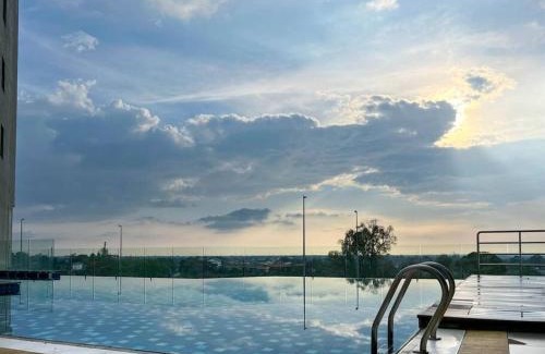 Larut Apartamento | Comfy 2 Bedder Retreat Homestay near Taiping Lake Garden with Netflix