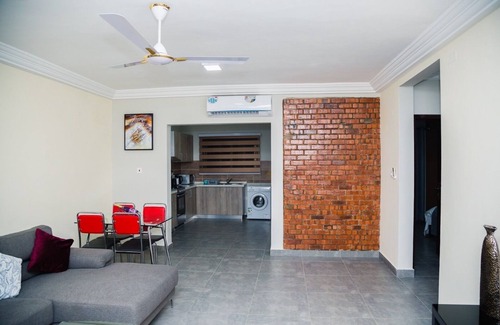Bouvet Island Apartamento | Comfy 2 bedrooms w/free Wi-Fi (East Airport)