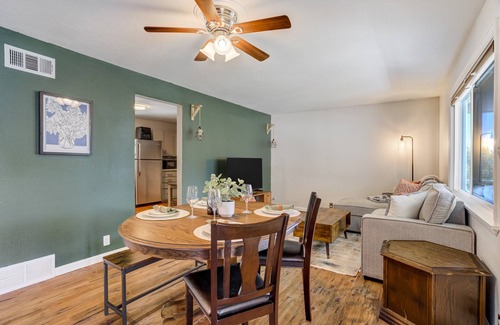Central Colorado Springs Casa | Comfy 2 BR Den | Pet Friendly