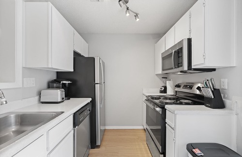 Milwood Apartamento | Comfy 2BD Apt + King Bed | Cedar Park/North Austin