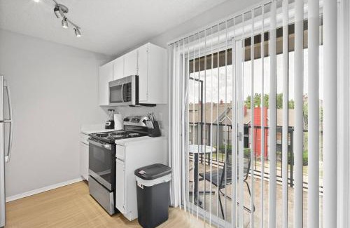 Milwood Apartamento | Comfy 2BD Apt + King Bed - Cedar Park/North Austin