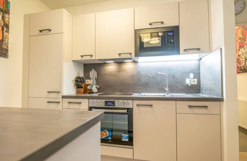Vienna Apartamento | Comfy 2BR&1LR Stylish Apartment, Around Donaustadt