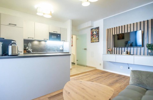 Vienna Apartamento | Comfy 2BR&1LR Stylish Apartment, Around Donaustadt