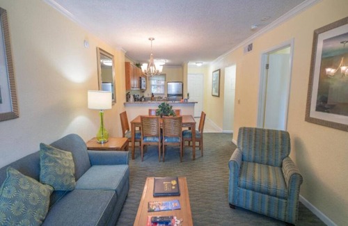 Florida Central Atlantic Coast Hotel | Comfy 2BR Suite, Free Shuttle, Parking, 4 Pools, Mini Golf