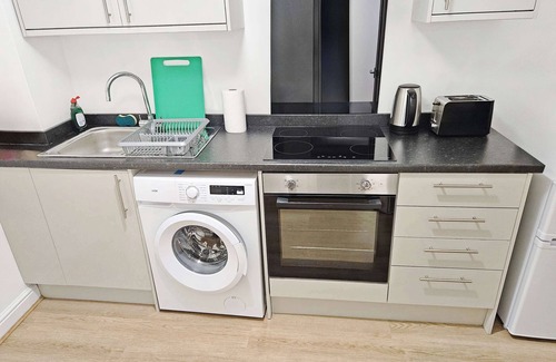 Hanham Apartamento | Comfy 3-Bed Home in Redfield - Near City Centre