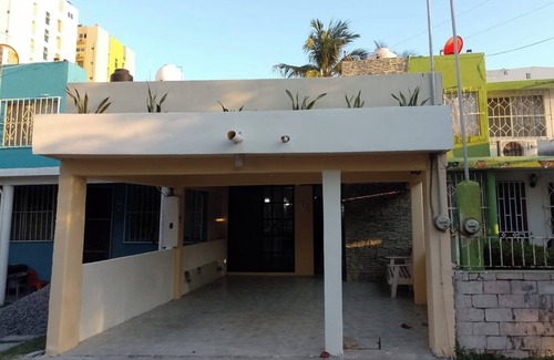 Boca del Rio Casa | Comfy 3-bedroom beach house with AC in Boca del Río