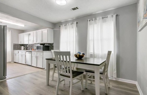 Bridge City Casa | Comfy 3 bedroom home w/ fenced yard