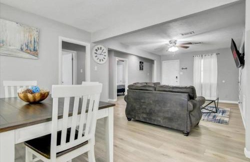 Bridge City Casa | Comfy 3 bedroom home w/fenced yard