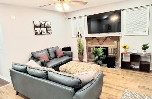 Greensboro Casa | Comfy 3BD-2BA Near Colleges,Tanger, Coliseum