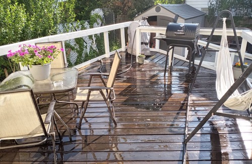 Queens Casa | Comfy 4 bed house in NY. 20 min from NYC by train 20 min from JFK & LGA