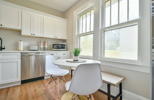 East Durham Casa | Comfy 6 Bedroom home w/ two living spaces close to downtown!