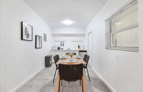 Northeast Miami Apartamento | Comfy and Highlight Studio to Know Miami