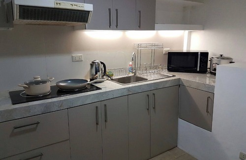 Tagaytay Cabina | Comfy and homey suite with kitchen and gazebos