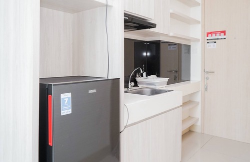 Serpong Apartamento | Comfy and Minimalist Studio Apartment at Tree Park BSD