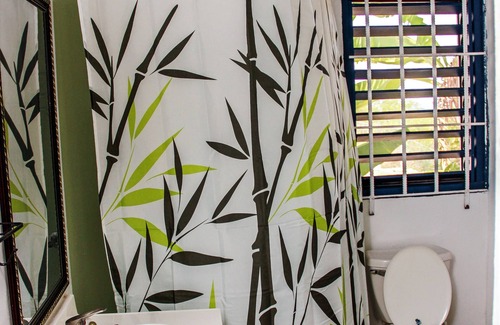 Greenwood Cabaña | Cómoda y pintoresca casa de 1 dormitorio con vistas increíbles