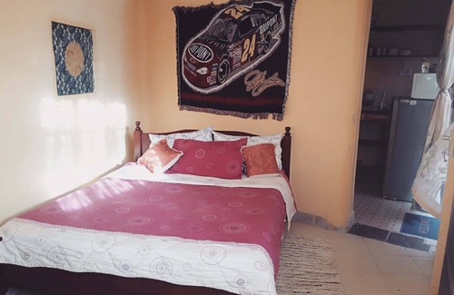 Naivasha Cama Y Desayuno | Comfy and Serene 1-Bedroom minutes from lake Naivasha with a lake view ,Perfect