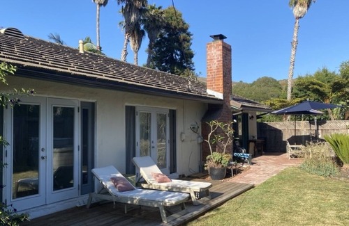 Las Positas Casa | Comfy beach house just blocks from one of Santa Barbara’s best beaches.