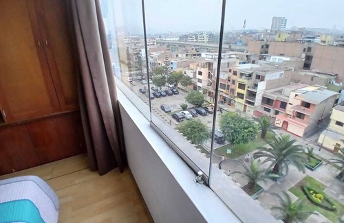 Lima Apartamento | Comfy, bright, spacious one bedroom apartment in San Borja