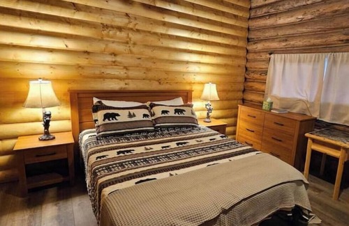 Cooke City-Silver Gate Cabina | Comfy Cabin in Cooke City