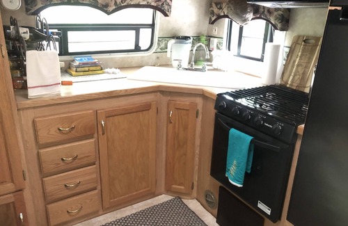 Rumford Center Casa | Comfy camper rental in the Western Mountains of Maine