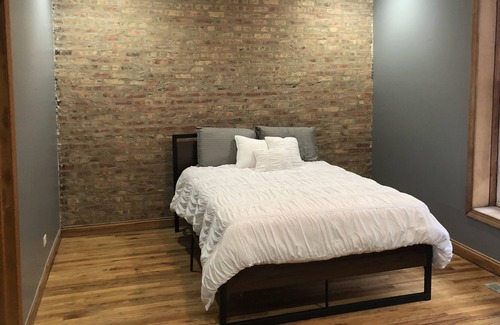 Woodlawn Condominio | Comfy Chicago Condo w/ 2 BR and 2 BA near Beach & Museum of Science and Industry