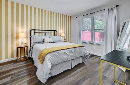 Austin Casa | Comfy & Classy Boutique Home *Long Term Discounts*