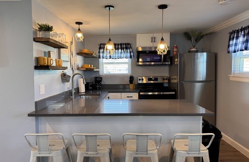 Surfside Beach Casa | Comfy Coastal Cottage Three