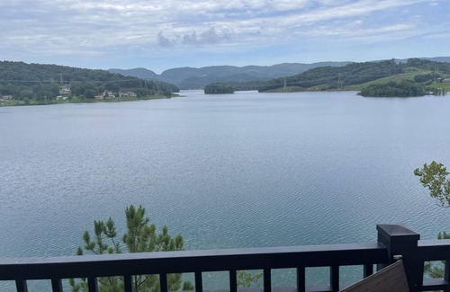 Bean Station Condominio | Casi el paraíso en el hermoso lago Cherokee