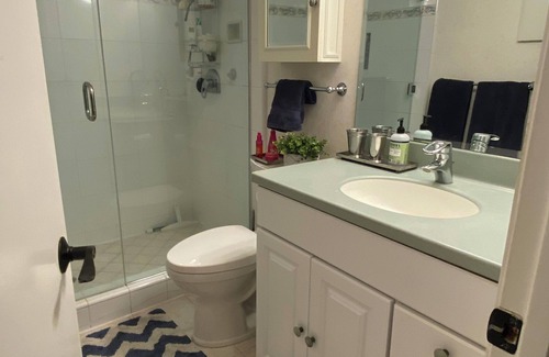 Santa Barbara Casa | Comfy Creekside Paradise Awaits in Santa Barbara
