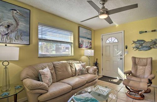 Downtown Dunedin Casa | Comfy Dunedin Escape 1 Block to Main Street!