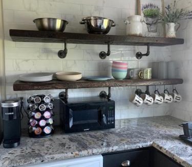 Hayward Apartamento | Comfy Family Apartment Home Free Parking Wi-fi