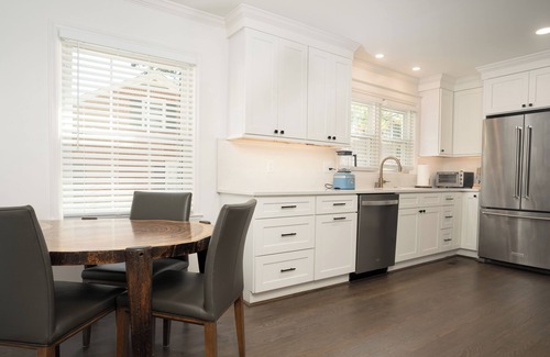 Green Valley Casa | Comfy family or multi couple retreat. Near Friendly Center, Tanger, Downtown!
