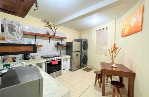 Chimaltenango Apartamento | COMFY. Full internet, kitchen, washer and dryer, Netflix