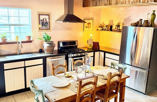 Saint Roch Casa | Comfy Guest Rooms with WiFi and AC in vibrant New Orleans