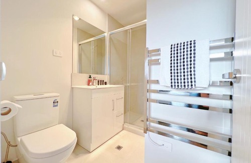 Pakuranga Heights Casa | Comfy home for you in Pakuranga