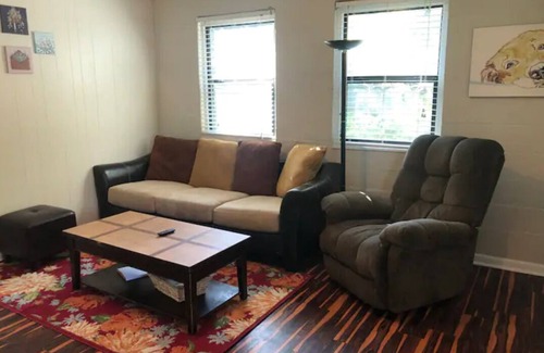 Tallahassee Casa | Comfy home with easy parking. No pet fee. #2.