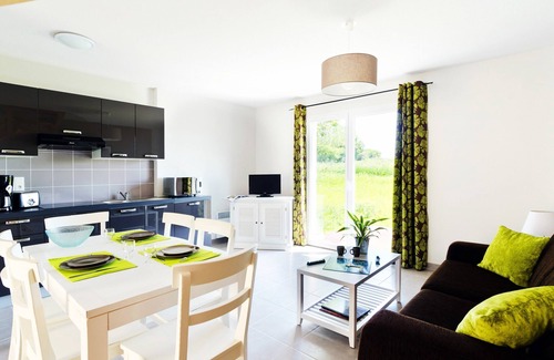 La Guymauviere-La Hulotais-La Bourelais Casa | Comfy House near the Centre | Private Entrance!
