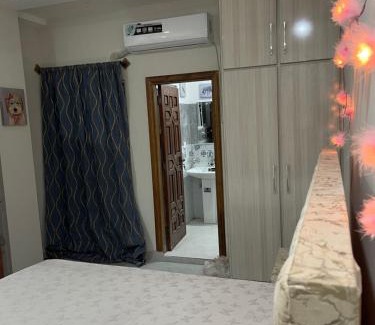 Fatehjang Apartamento | Comfy hushed space 1 wud love