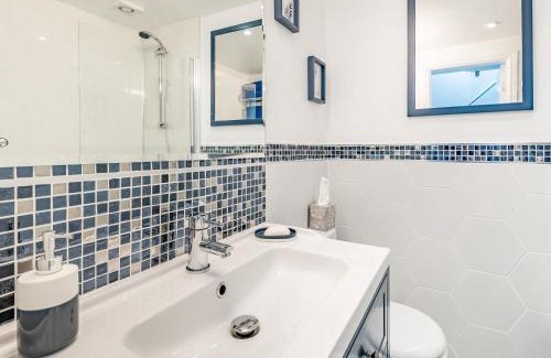 Louth Casa | Comfy Kozy Cottage