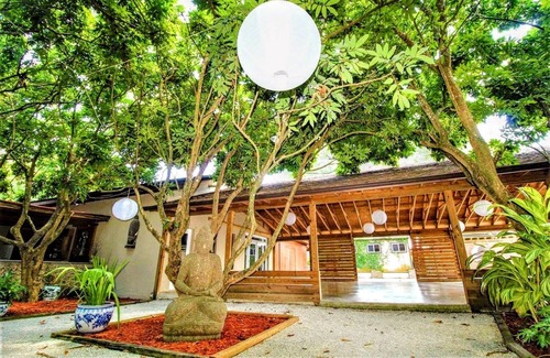 Princeton Casa | Aconchegante Lake House en Lindo Jardín Japonés