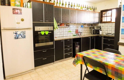 Herzliya Apartamento | Comfy Living in Central Herzliya