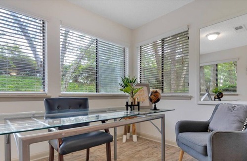 Peachtree City Apartamento | Comfy PTC Luxury Condo! * Pet Friendly!